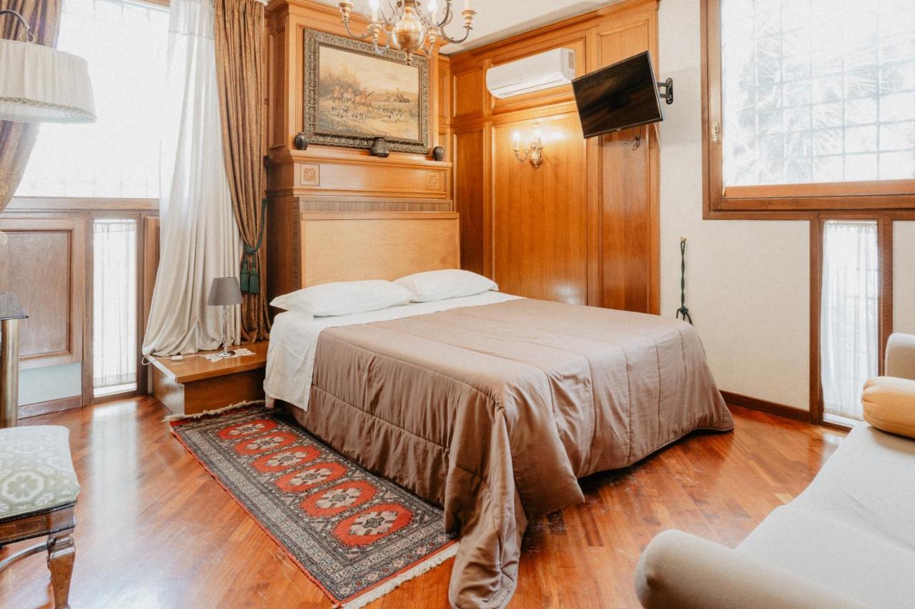Villa Luigi XVI Taranto Exterior foto